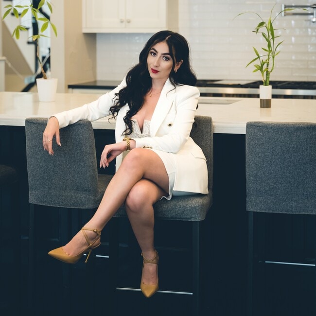 Agent Photo