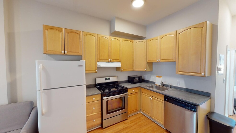65 Hammond St unit 1, Boston, MA 02120 - photo 1
