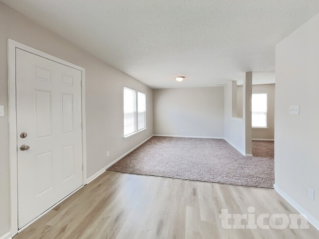 2279 Westmere Dr, Plainfield, IN 46168 - photo 4