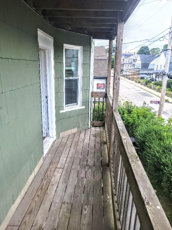 511 Elm St unit 2F, Woonsocket, RI 02895 - photo 7