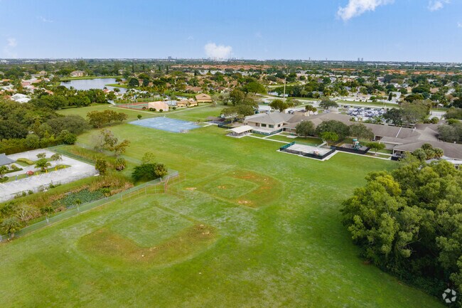 Seminole Trails Elementary School offers students athletic fields.