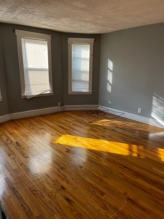 40 Floyd St unit 3R, Dorchester Center, MA 02124 - photo 4