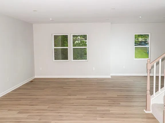 8906 Chestnut Ave, Bowie, MD 20720 - photo 5