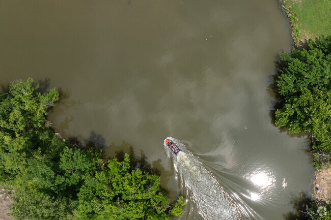 Water sports and boating are popular in Hobbs Island.