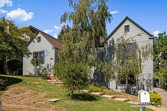 938 Leo Way, Oakland, CA 94611
