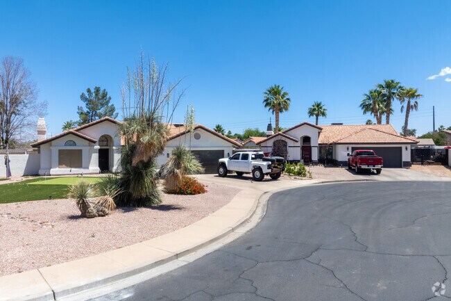 Some homes in Arizona Valencia have Spanish-style features.