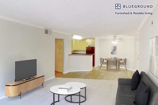 10024 Paseo Montril unit FL1-ID948A, San Diego, CA 92129 - photo 3