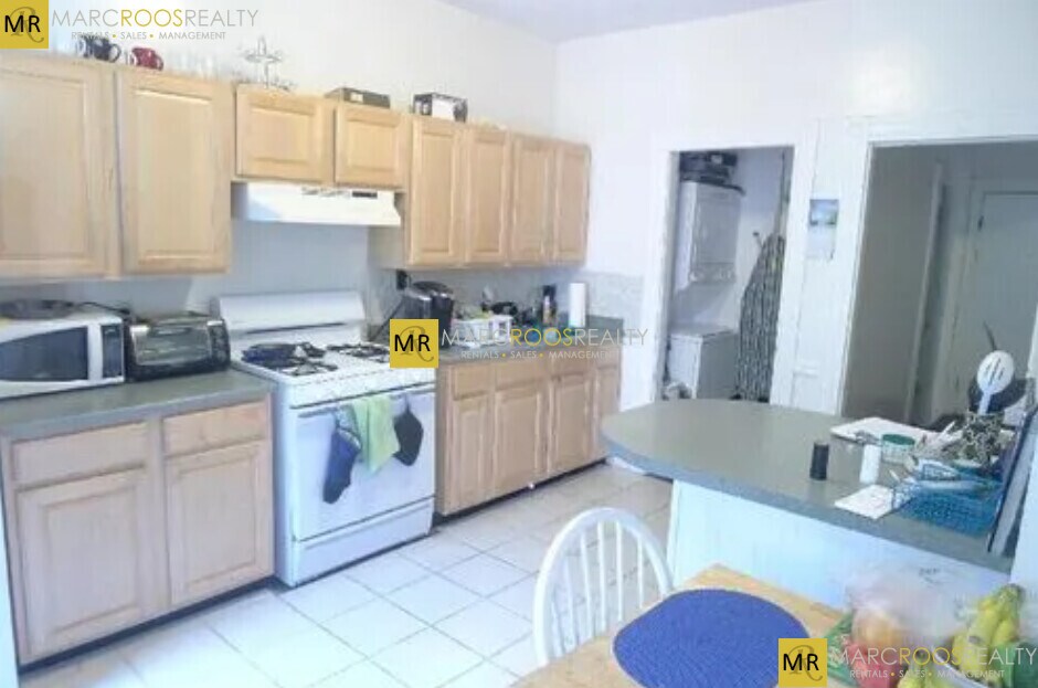 135 Calumet St unit 2, Roxbury Crossing, MA 02120 - photo 1