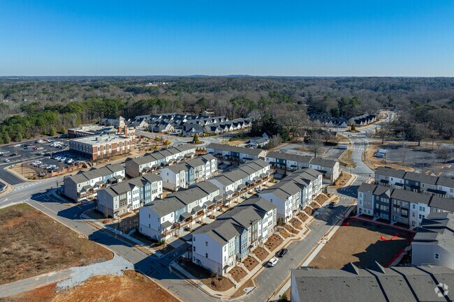 Lilburn is growing constnatly, with many of the newer homes bing townhomes.