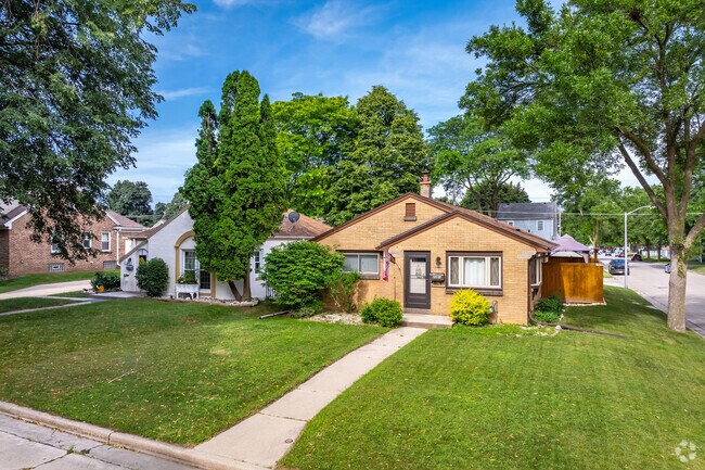 Biwers Woods has plenty of cottage style homes, which give the neighborhood it character.