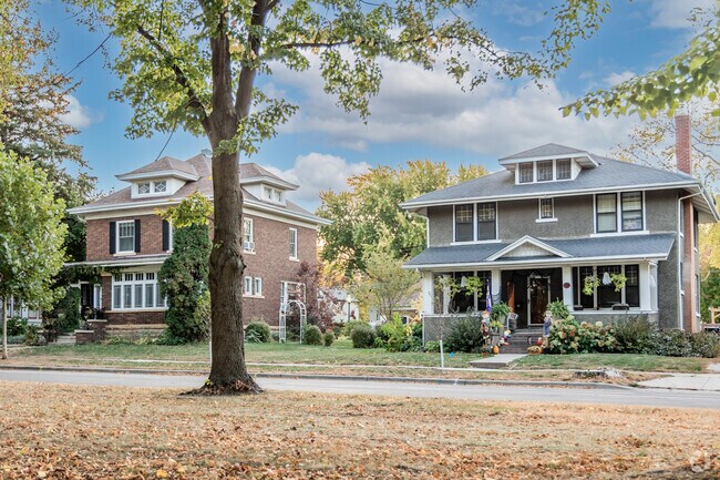 Four Square homes from the 1920s to the 1960s, sit along Tourtellotte Park's tree-lined streets.