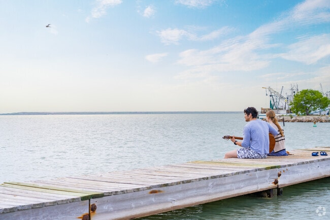 Ingleside residents frequent Cove Park for its relaxing, beautiful sunsets.