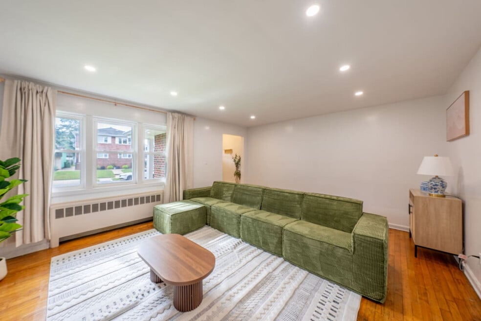 810 Walnut St unit ID1357413P, Linden, NJ 07036 - photo 1