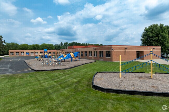 Erickson Elementary School has 487 students.