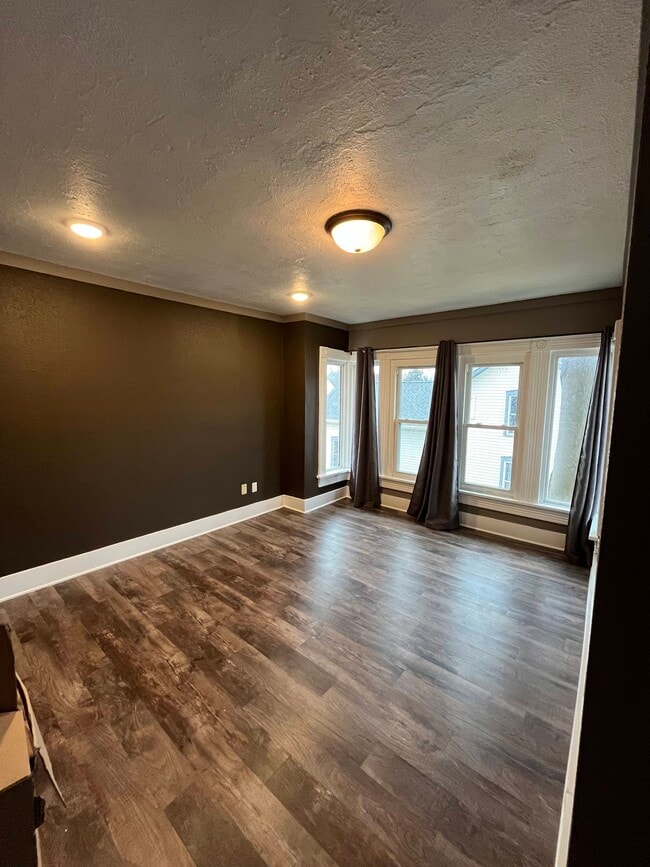 532 Otter Ave unit 532A, Oshkosh, WI 54901 - photo 6