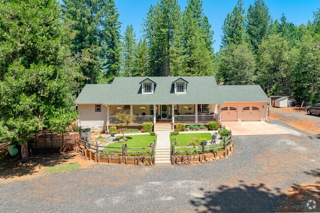 Some modern homes with beautiful features can be found in Cohasset.