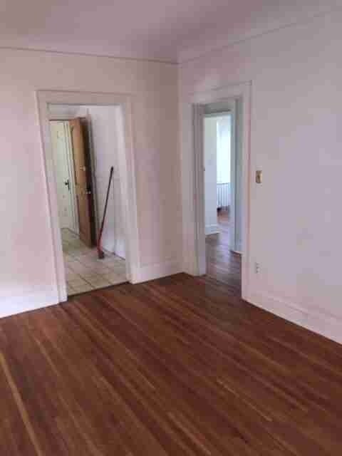 715 10th Ave SE Unit upper unit, Minneapolis, MN 55414