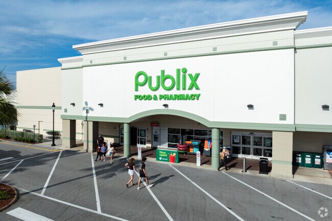 Publix supplies all the grocery needs for Riverside Village locals.