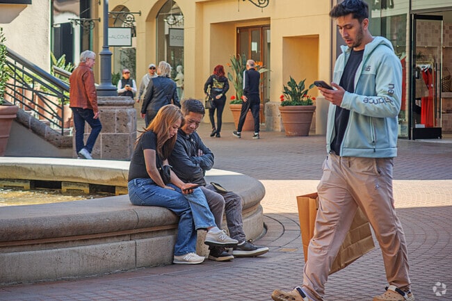 Bayshores residents are close to the world-class shopping available at Fashion Island.