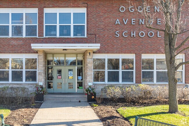 Ogden Ave Elementary School