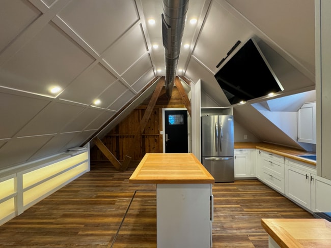 708 Rock Beach Rd unit North, Rochester, NY 14617 - photo 4