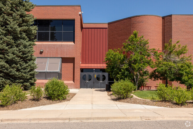 Rangeview High School has many extracurricular activities for students to get involved in.