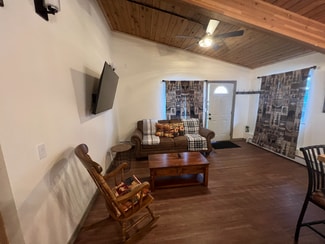 2301 Lincoln Ave, Anchorage, AK 99517