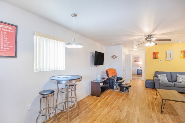 800 Sherwood Dr unit D, Alamogordo, NM 88310 - photo 5