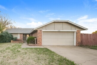 501 S Bouziden Dr, Moore, OK 73160