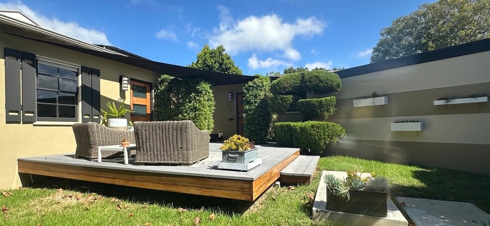 large outdoor entertaining deck