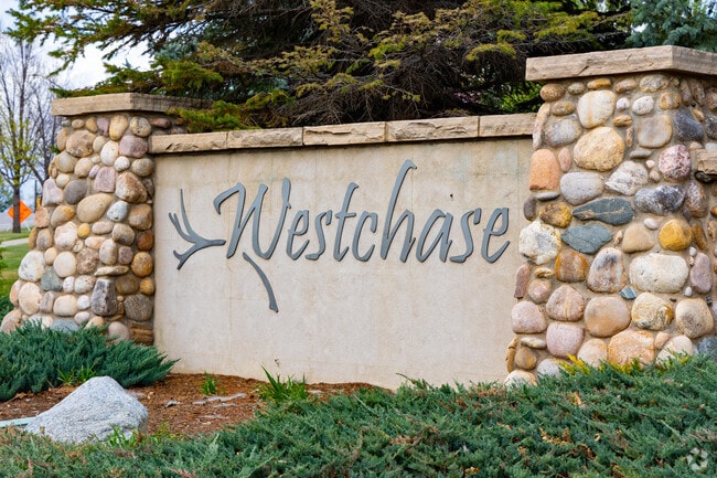 Experience tranquility along the peaceful, tree-lined streets of Westchase.