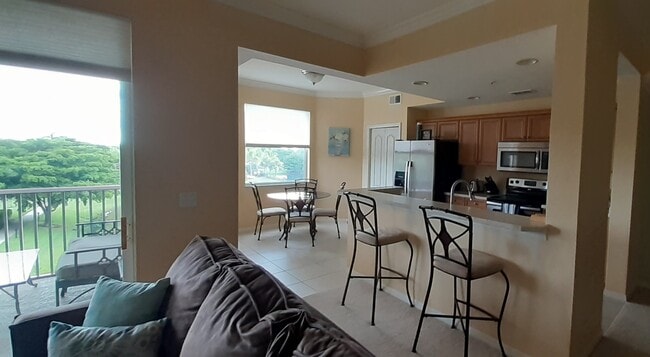 8270 Pathfinder Loop unit 832, Fort Myers, FL 33919 - photo 7