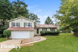 1570 Sprayberry Dr, Marietta, GA 30066