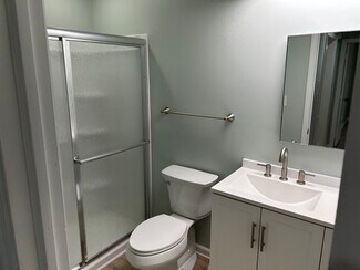 2604 W Riggin Rd, Muncie, IN 47304