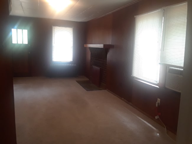 1411 Gary St, Columbia, MO 65203 - photo 7