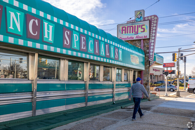 Many locals flock to Amy's for breakfast and lunch served in a laid back atmosphere.