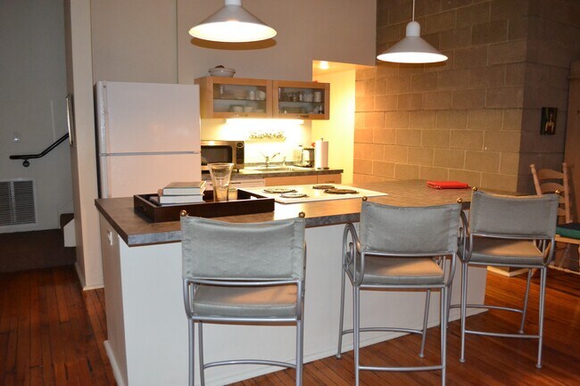 905 Liberty Ave unit 2A, Pittsburgh, PA 15222 - photo 3