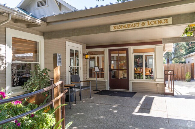 Towne House restaurant is part of the Wine and Roses Resort and is fine dining at its best.