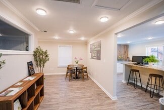 5917 67th St, Lubbock, TX 79424