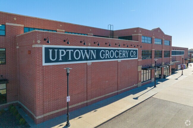 Uptown Grocery Co. is a short drive from anywhere in Thomas Trails.