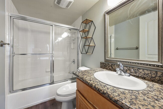 2744 B St unit 208, San Diego, CA 92102 - photo 6