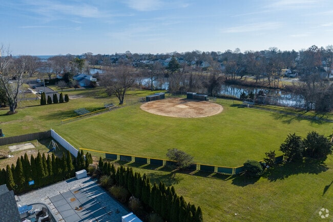 Recreation facilities offer residents a variety of outdoor activity.
