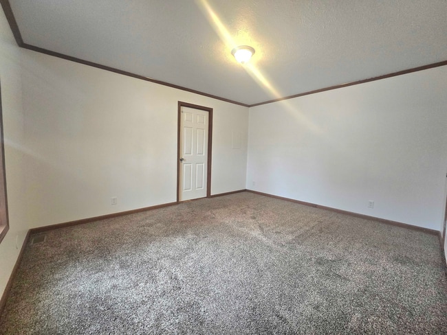 2500 Centennial Rd, Bismarck, ND 58503 - photo 7