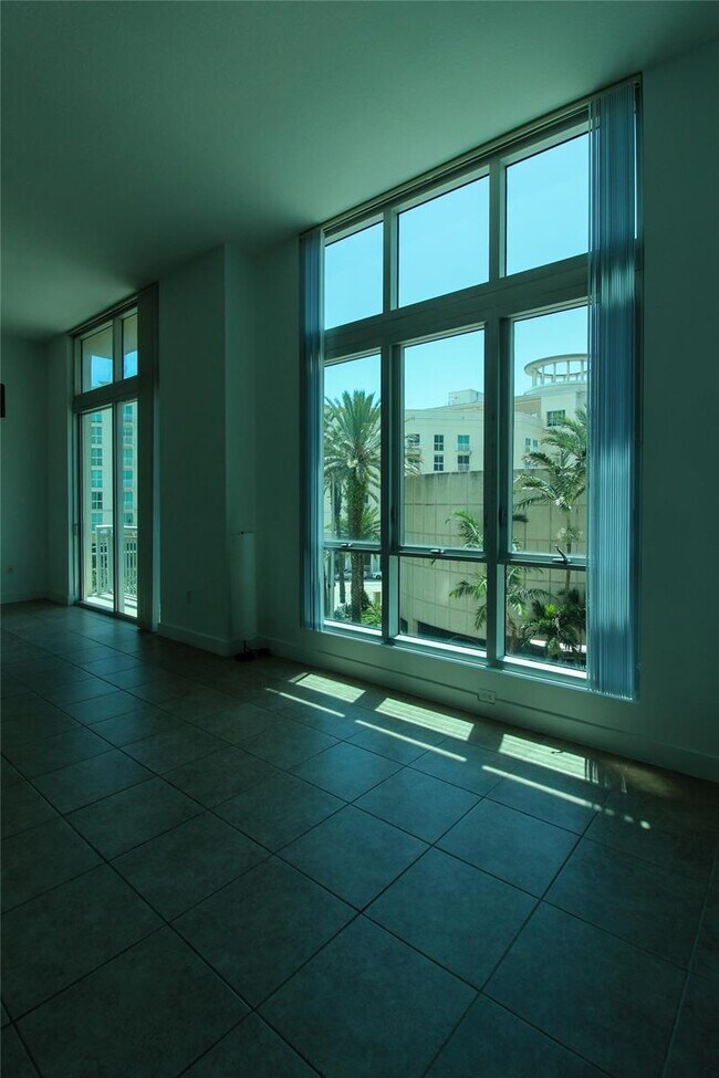 Metropolis at Dadeland unit 1206, Miami, FL 33156 - photo 3