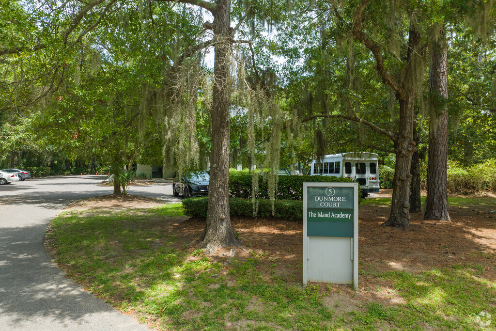 The Island Academy of Hilton Head is a private school in Hilton Head, SC.