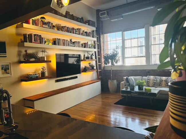 1090 Cherokee St unit 201, Denver, CO 80204 - photo 7