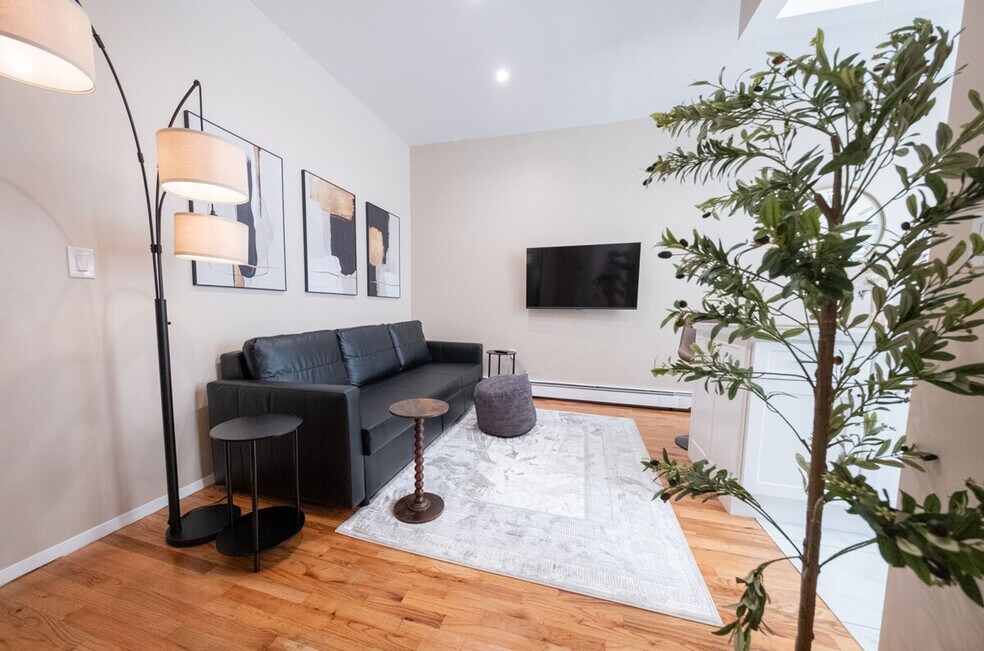 Gateway Condominium unit ID1351250P, New York, NY 10026 - photo 1