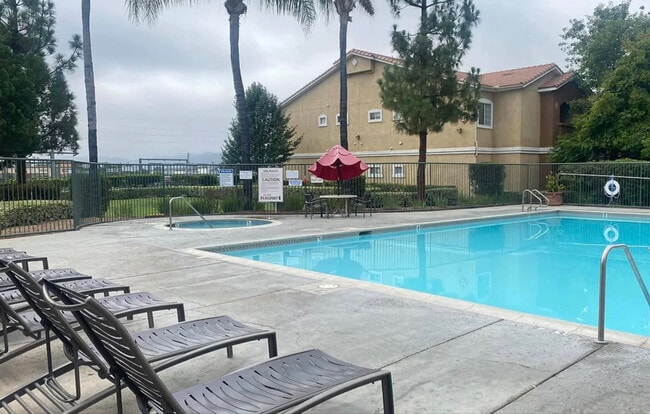 24909 Madison Ave unit 1212, Murrieta, CA 92562 - photo 4