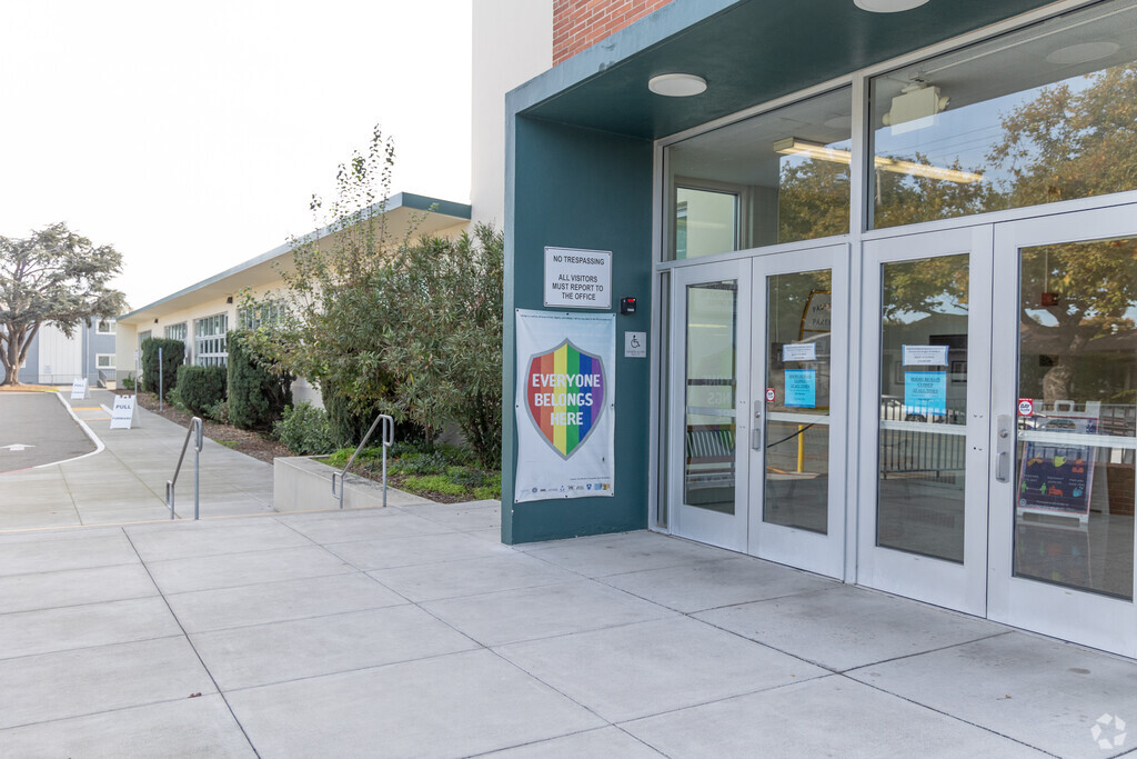 The students at Paden Elementary School in Alameda all walk from the neighborhood.
