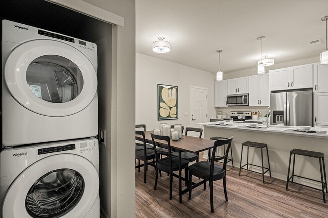 Seasons at Franklin In-Unit Laundry